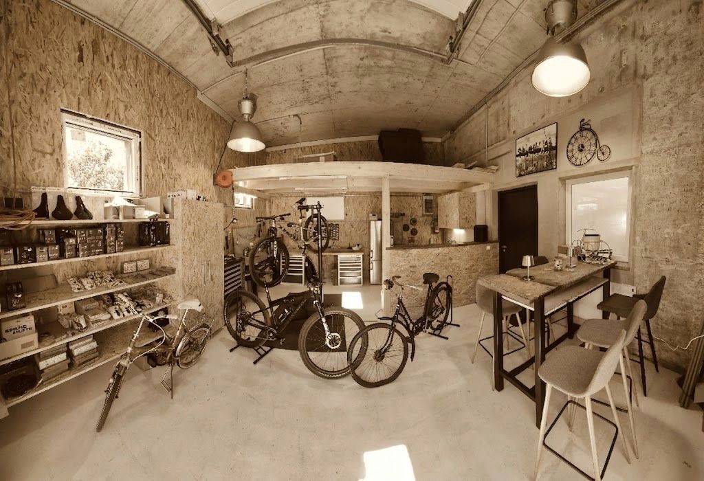 Workshop atmosphere